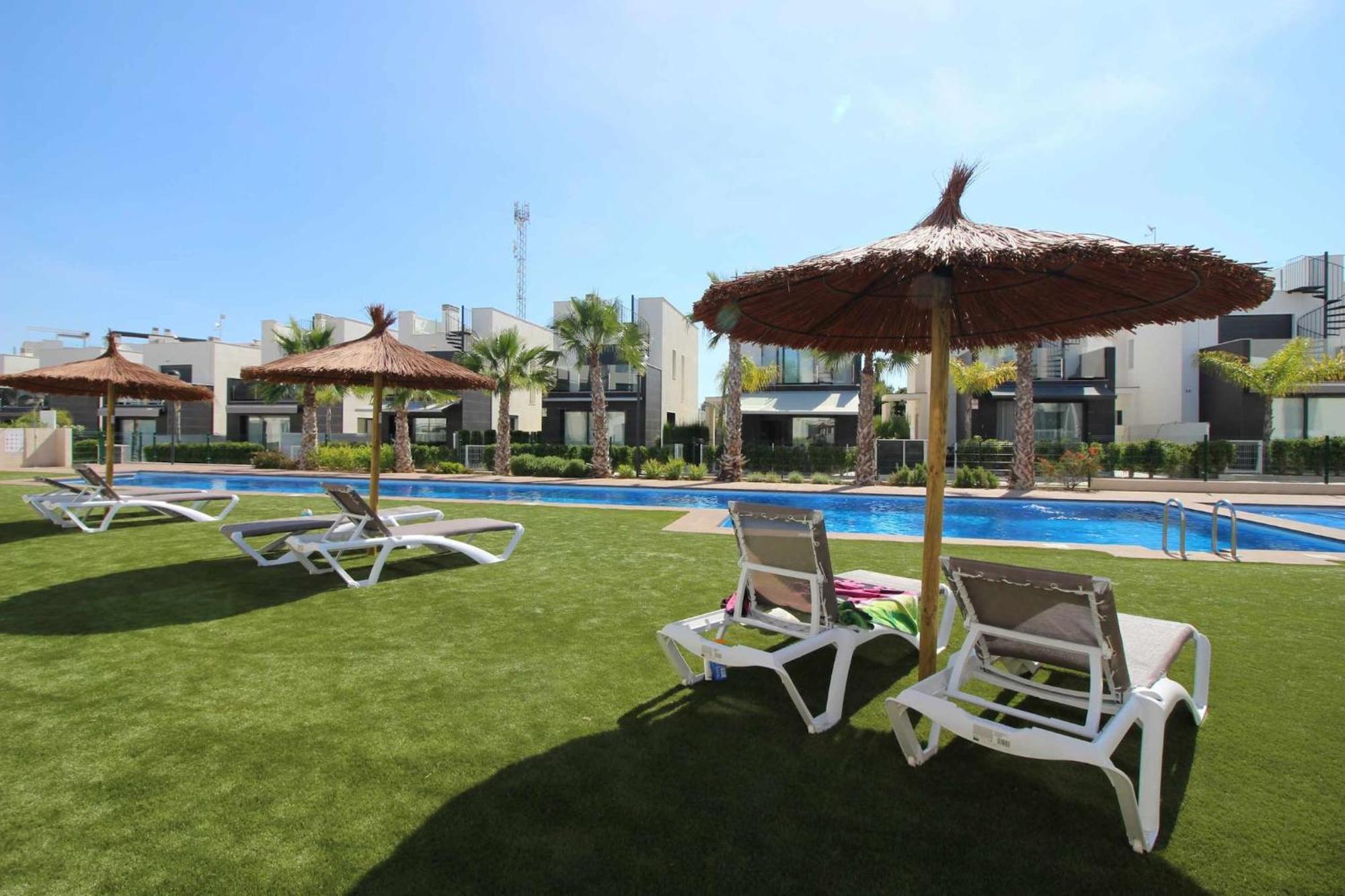 Villa Tindra 또레비에하 외부 사진